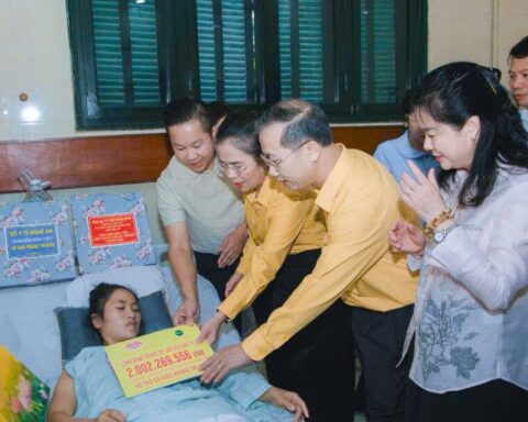 Cô giáo mất một chân sau khi cứu bé 2 tuổi: Gần 9.000 người cùng làm một việc trong 3 ngày