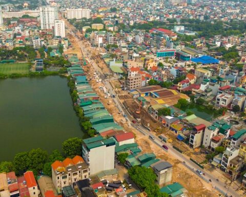 Công trường mở rộng đường phía Nam Hà Nội tăng tốc sau khi ‘gỡ’ mặt bằng