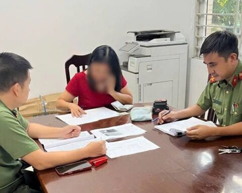 Ngay sau khi đăng bình luận lên Facebook với nội dung này, người phụ nữ ở Hà Nội bị phạt 12,5 triệu đồng