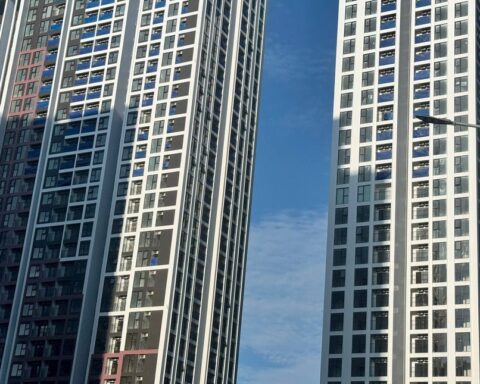 Nhà đất vẫn là “vua”, nhưng người mua đang chọn chung cư