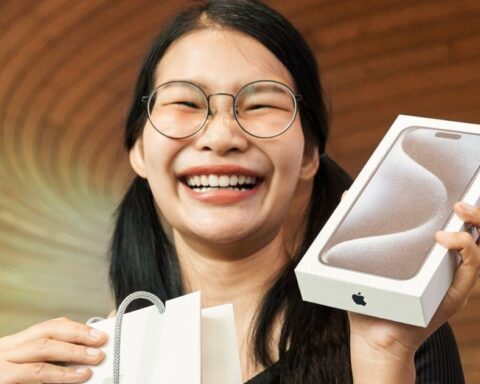 Người Việt “quá giàu và mê iPhone”: iPhone 18 Pro bán ảm đạm trên thế giới, Việt Nam vẫn mua ầm ầm