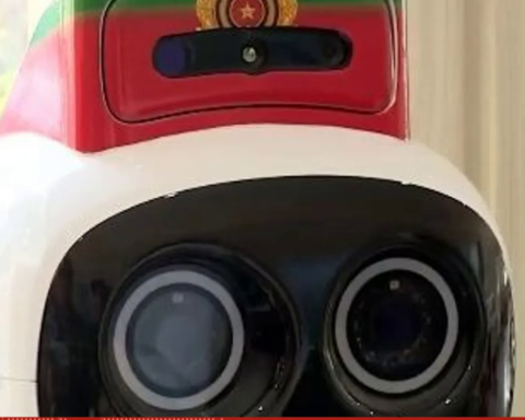 Hiệu quả từ robot AI hỗ trợ hành chính