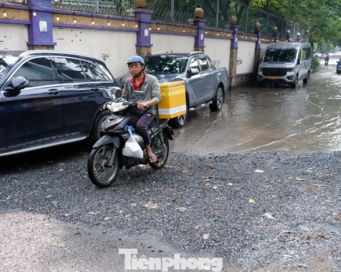 ‘Khu nhà giàu’ Thảo Điền bao giờ hết ngập?