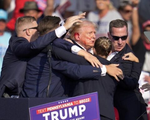 Nghi phạm ám sát ông Trump từng tập bắn mục tiêu xa 90 mét