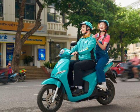 Hãng taxi của ông Phạm Nhật Minh Hoàng có động thái mới tại thị trường 270 triệu dân