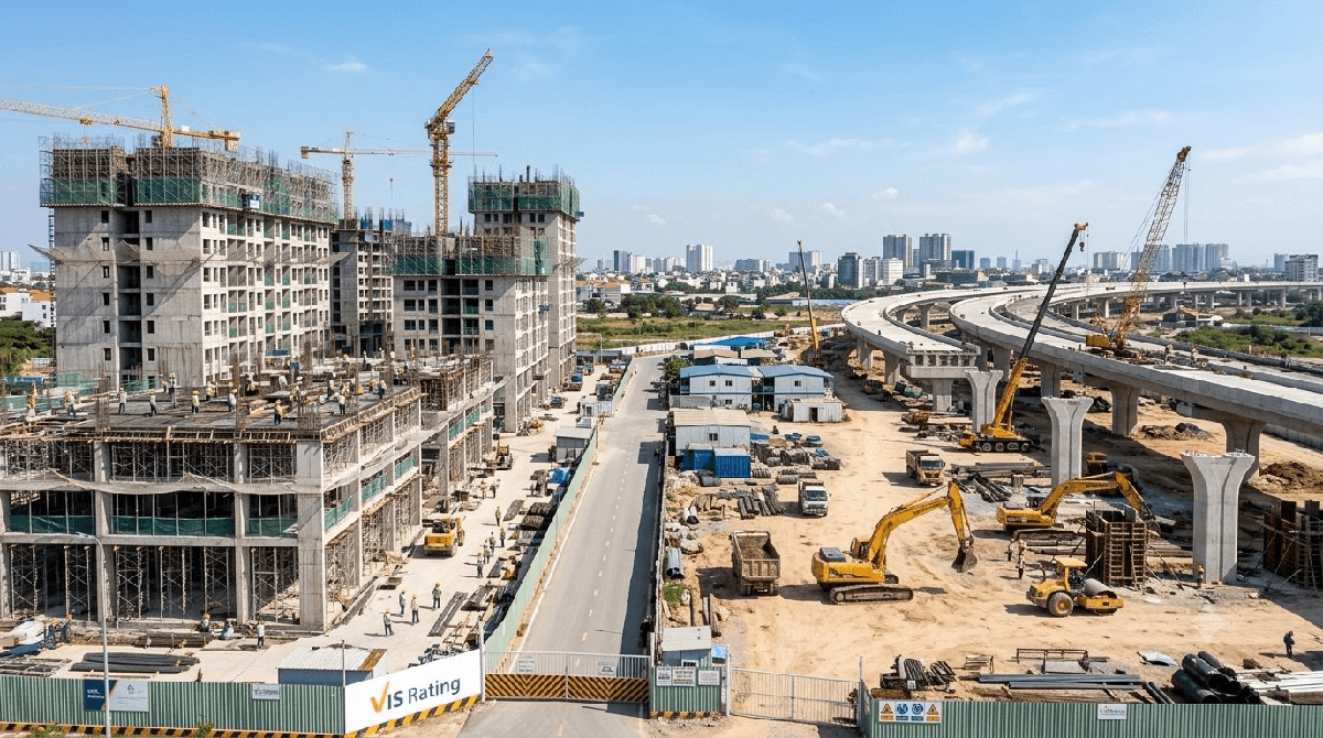 Ngành xây dựng 6 tháng đầu năm 2026: Đơn hàng chất đống, nhà thầu vẫn “ngấp nghé” lo rủi ro?