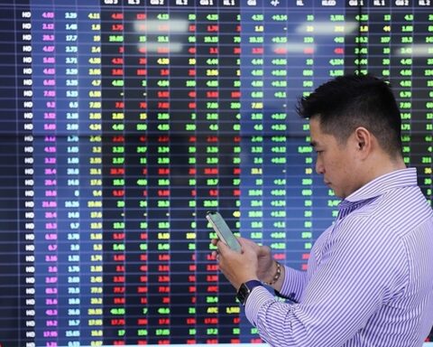 Fed tăng lãi suất, chứng khoán Việt Nam hôm nay được dự báo thế nào?
