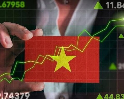 Tập đoàn Mỹ quản lý 10 nghìn tỷ USD chúc mừng Việt Nam