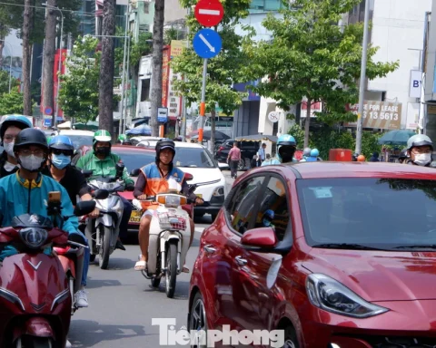 Con đường đông bậc nhất TPHCM sắp lưu thông một chiều
