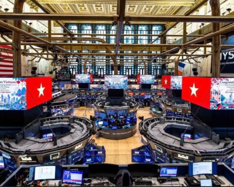 Sàn giao dịch chứng khoán lớn nhất thế giới NYSE chúc mừng Việt Nam