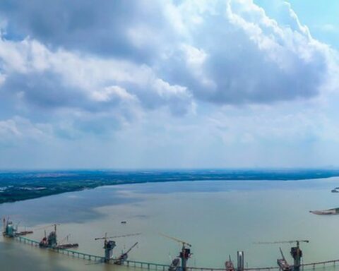 Tăng tốc thi công cầu Hồng Hà thuộc Vành đai 4 – Vùng Thủ đô