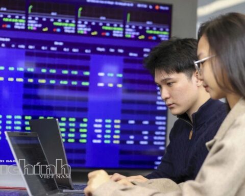 Chứng khoán ngày 17/9: Dòng tiền cải thiện, VN-Index tăng hơn 12 điểm