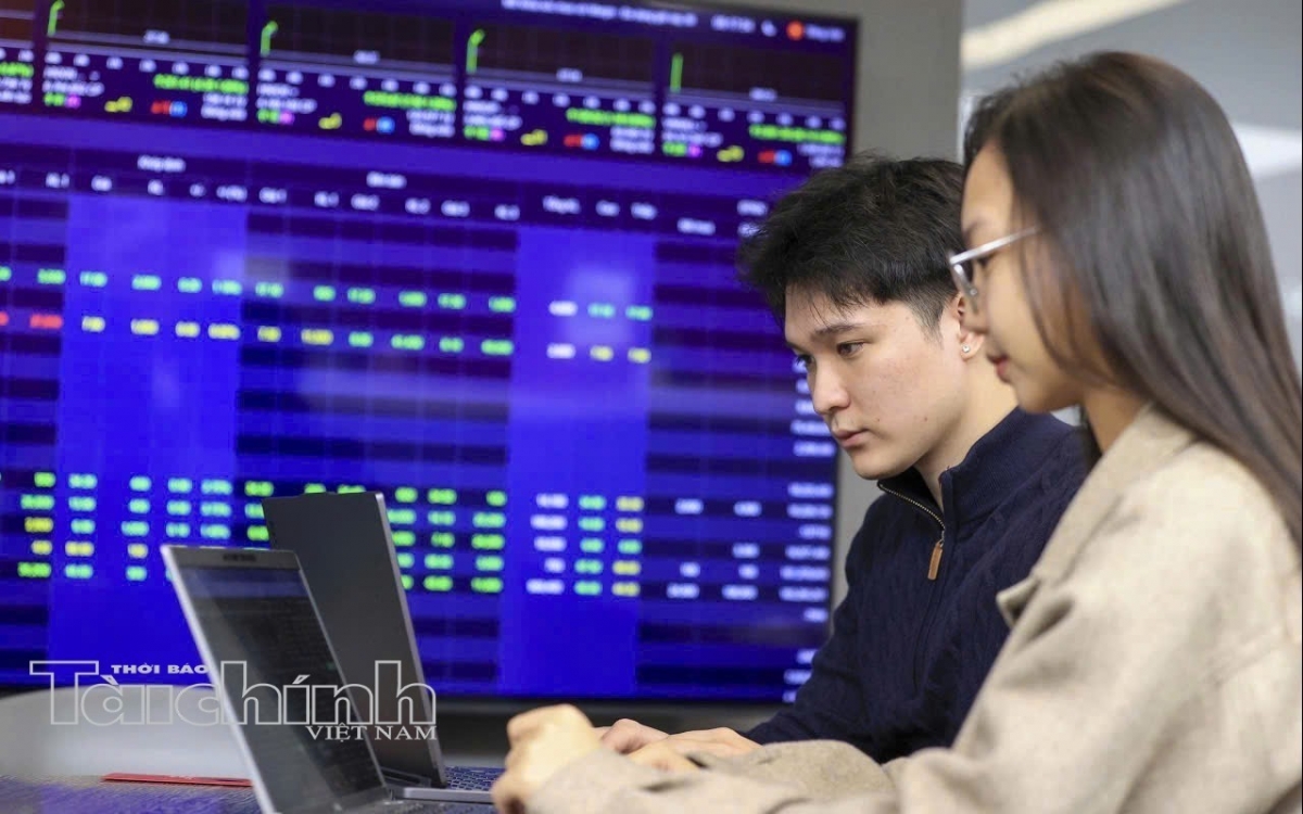 Chứng khoán ngày 17/9: Dòng tiền cải thiện, VN-Index tăng hơn 12 điểm