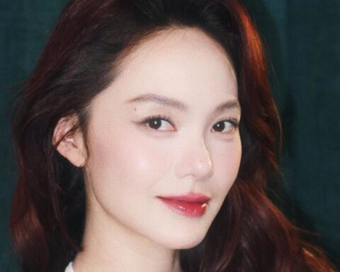 Ca sĩ Việt ngồi vài phút đút túi cả tỷ đồng, lấy chồng đại gia được cưng như bà hoàng
