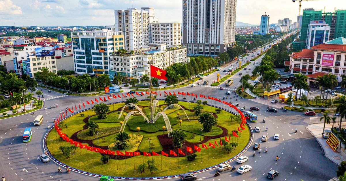 Ngày mai, tỉnh được mệnh danh là “thủ phủ công nghiệp”, nơi Vingroup, Sun Group, Phú Mỹ Hưng, T&T đổ về làm KĐT, sẽ lên thành phố trực thuộc Trung ương