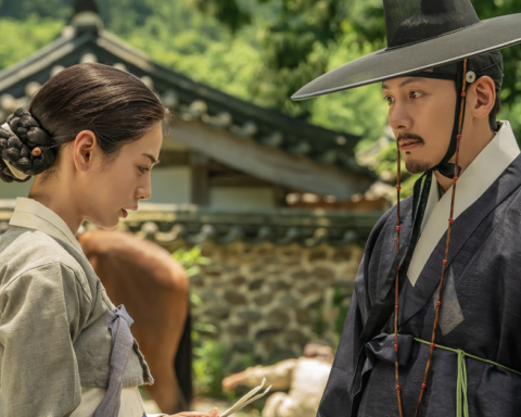 Netizen phát hoảng với phim Hàn 19+ The Scandal