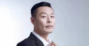 Danh tính nam diễn viên phim giờ vàng vừa qua đời đột ngột ở phòng trọ