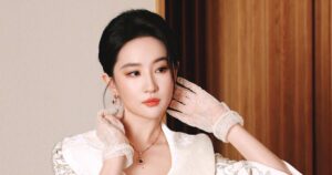 Lưu Diệc Phi kiếm 1950 tỷ đồng trong 3 năm, cuộc sống xa hoa gây choáng ngợp