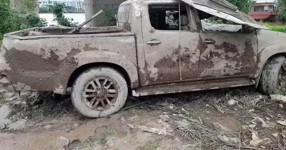 Vụ phát hiện bộ xương người trong xe bán tải dưới kênh: Hé lộ người mất tích khi đi thu nợ