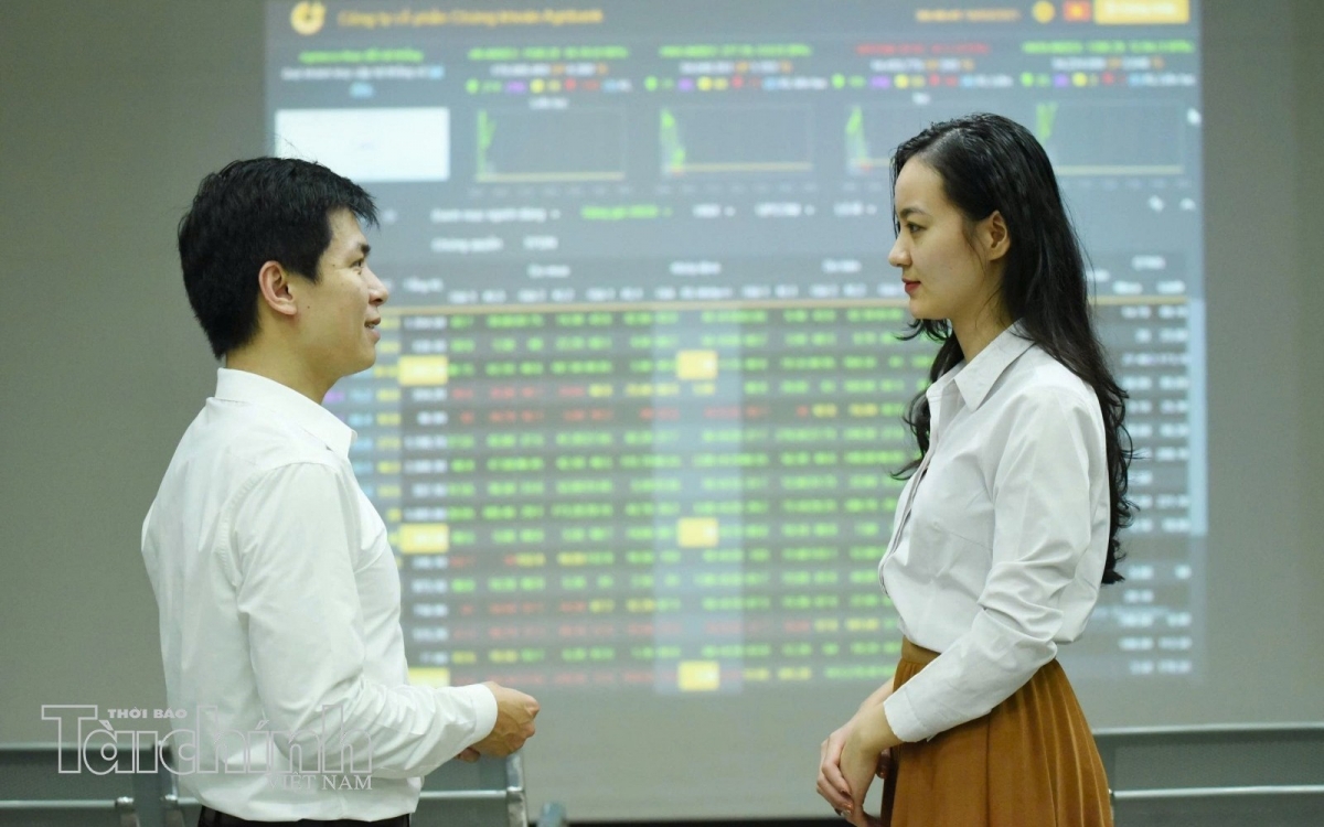 Nâng hạng mở dư địa thu hút vốn nhưng lợi nhuận quyết định đường dài