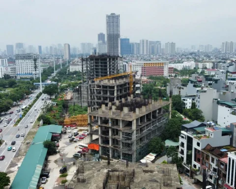 Đề xuất thí điểm Nhà nước mua lại dự án nhà ở ‘mắc kẹt’: Giảm áp lực giá nhà?