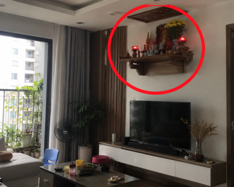 Lời khuyên cho những gia đình đặt bàn thờ treo tường