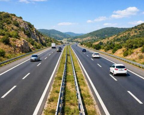 Việt Nam sẽ có tuyến cao tốc 15.700 tỷ đồng, dài 57km với 2 ống hầm xuyên núi 4 làn xe
