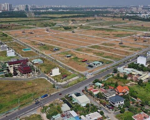 Chính phủ muốn bỏ thu thuế 0,2% đối với đất lấn, chiếm
