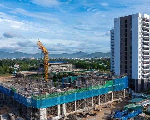 Kéo giá nhà xuống cách nào?