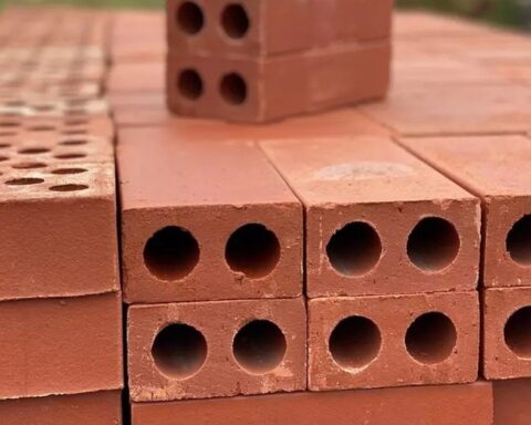 Có nên dùng gạch lỗ khi xây nhà?