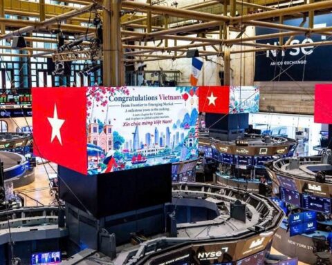 Khoảnh khắc Việt Nam giữa New York trong tuần thị trường được nâng hạng