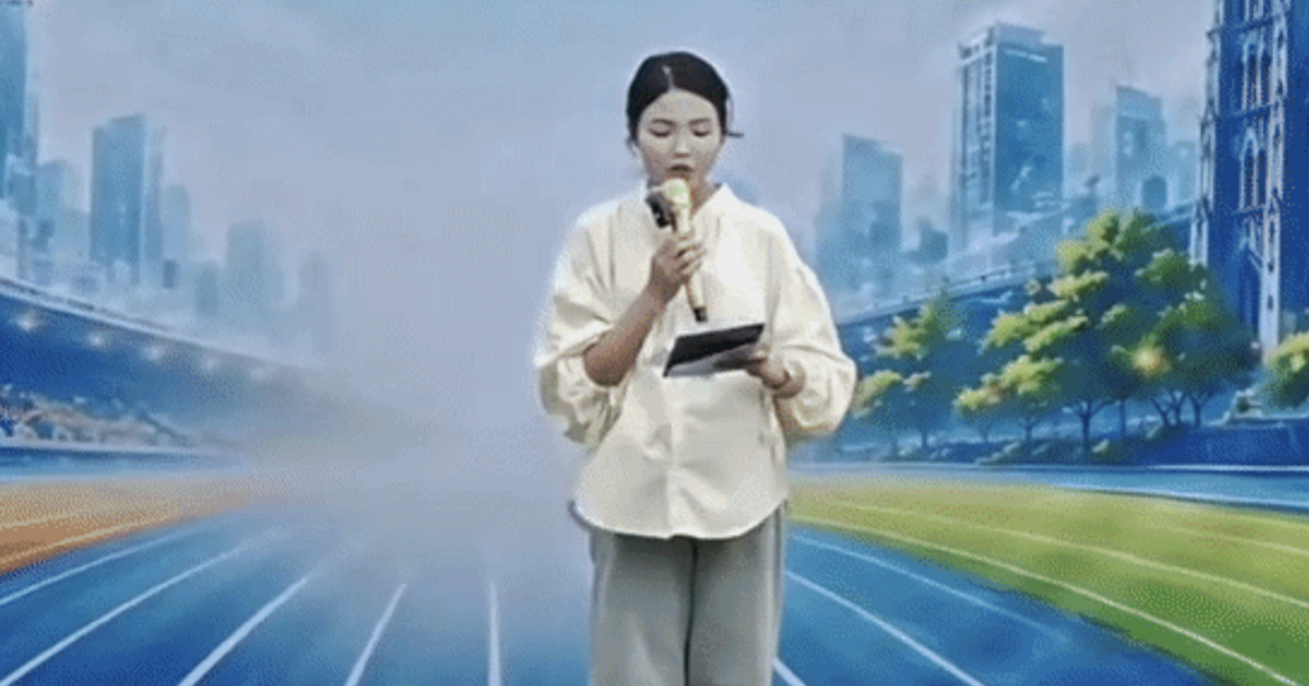 Tình hình của nữ MC quê Thanh Hoá đang dẫn thì bị banner đổ sập lên người