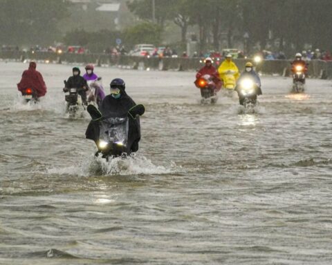 Hà Nội sắp có mưa to