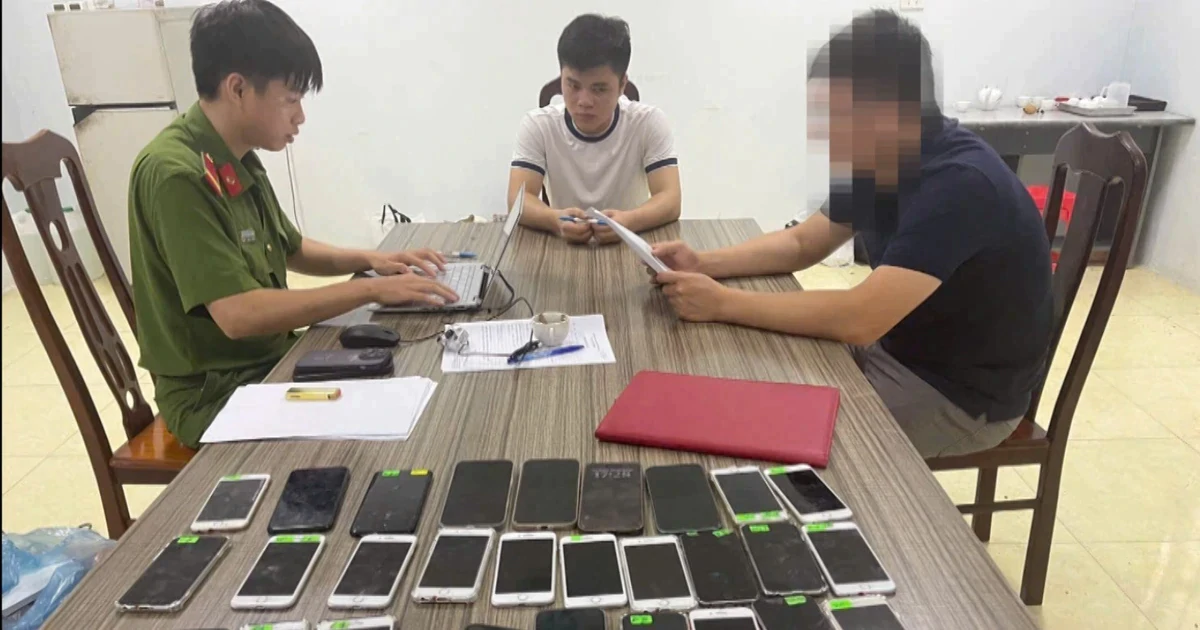 Kịch bản lừa tiền của 8 đối tượng giả danh shipper
