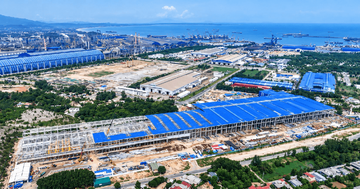 Tỷ phú Trần Đình Long đang cho xây siêu dự án 10.000 tỷ: Đã xong 70%, dùng công nghệ Đức, chuẩn bị tung “vũ khí hạng nặng” dài 100m cho đường sắt cao tốc