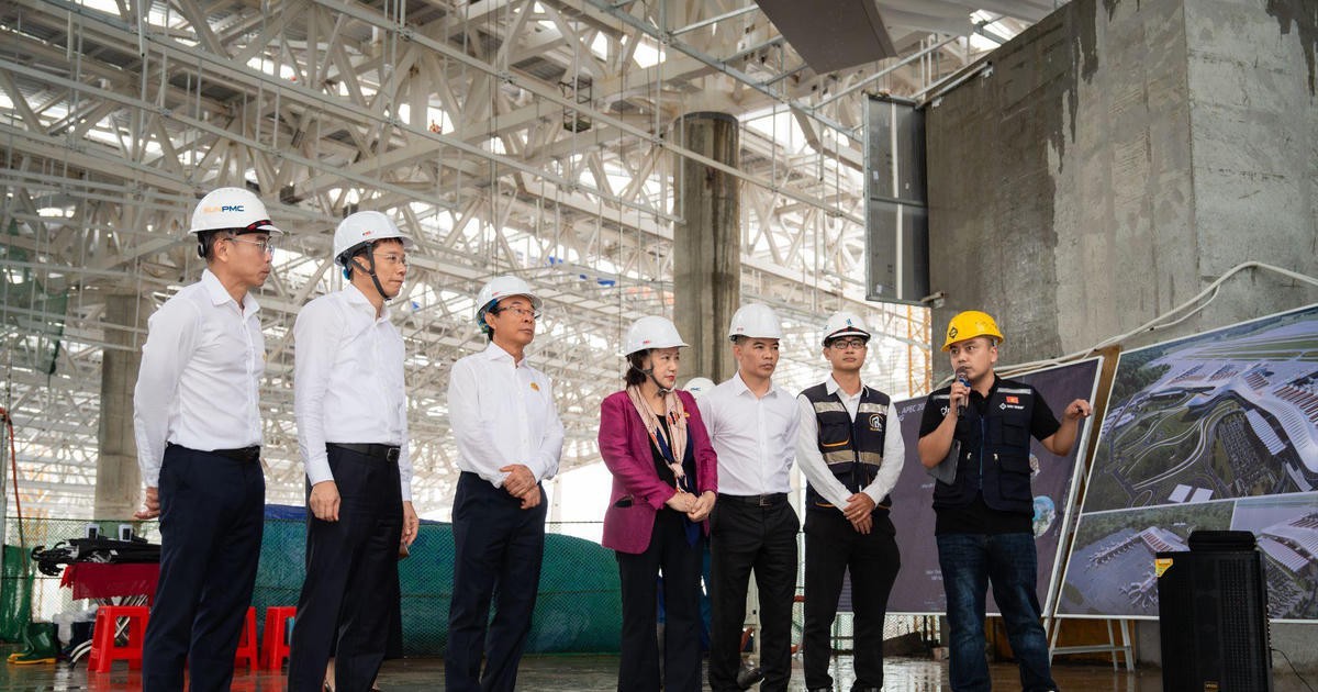 Nguyên lãnh đạo Đảng và Nhà nước đến thăm các dự án APEC đang thi công ‘thần tốc’ tại Phú Quốc