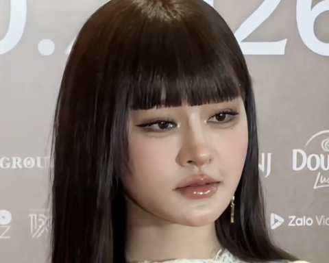 Gương mặt như búp bê của Hiền Hồ