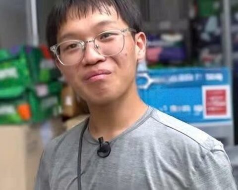 Phát hiện một thanh niên 26 tuổi làm shipper nhưng lương tháng 250 triệu đồng, có 5 tỷ trong tài khoản tiết kiệm