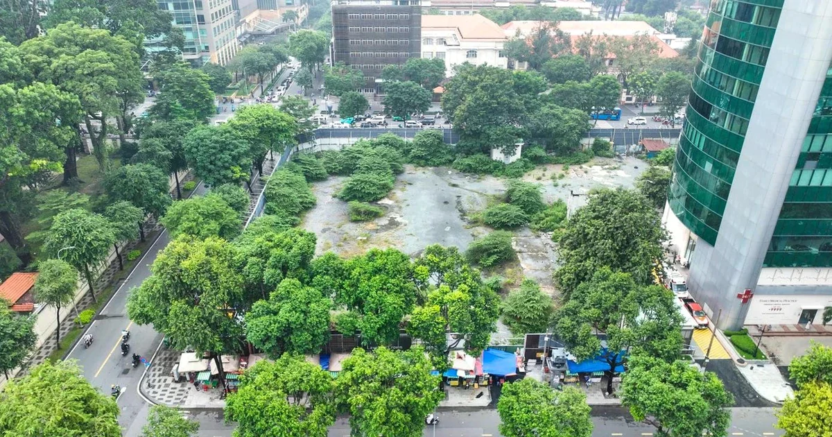 Diễn biến mới ở khu ‘đất vàng’ số 8 – 12 Lê Duẩn ở TPHCM