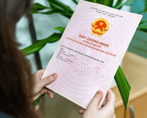 Tất cả người dân Hà Nội đang đứng tên sổ đỏ có sai sót hoặc bị thu hồi một phần để giải phóng mặt bằng cần đặc biệt chú ý đến quy trình mới này