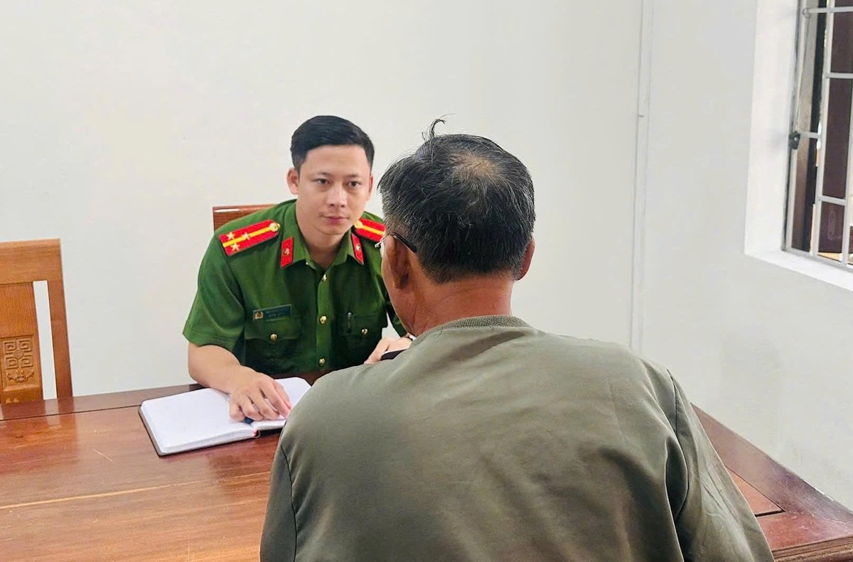 Sau cuộc gọi yêu cầu trả khoản vay 6 tỷ đồng, người đàn ông SN 1950 quyết không chuyển khoản mà báo công an Hà Tĩnh