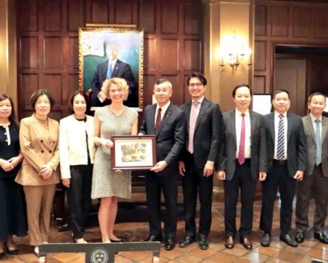 Bộ Tài chính tăng cường kết nối chiến lược với cộng đồng nhà đầu tư quốc tế tại Hoa Kỳ