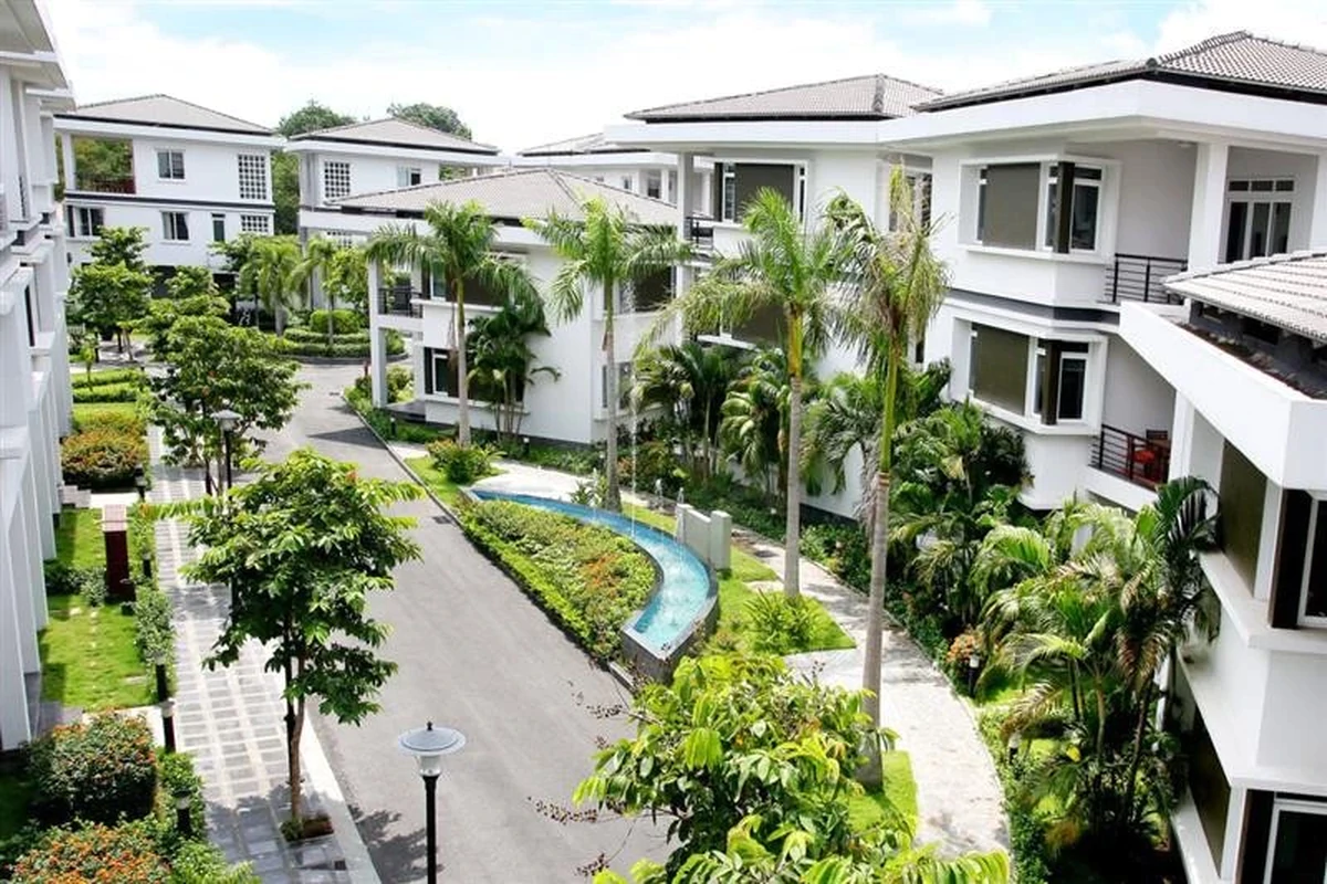 TPHCM tháo gỡ vướng mắc, cấp sổ cho hàng trăm căn nhà ở liền kề
