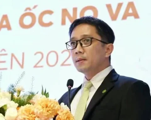 Công ty liên quan Chủ tịch Novaland bán mạnh cổ phiếu NVL