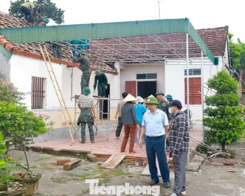 Dỡ nhà, nhường đất cho tuyến cao tốc nghìn tỷ
