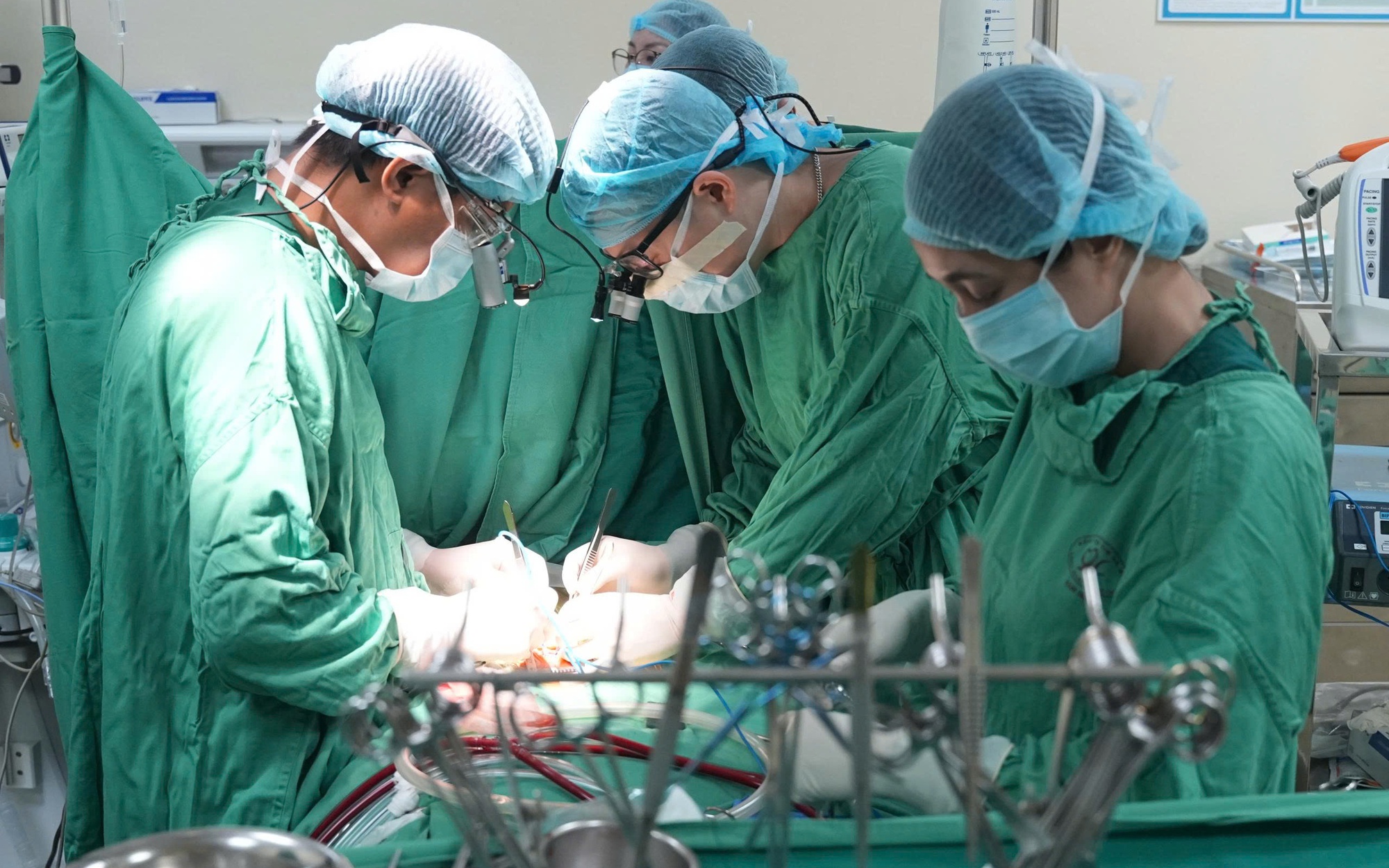 Các yếu tố nguy cơ dẫn đến sinh non mẹ bầu cần lưu ý