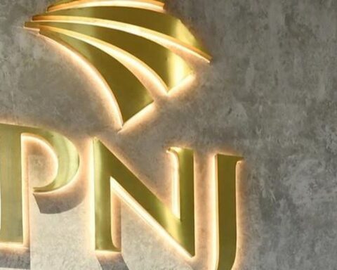 PNJ biến động nhân sự cấp cao, cổ phiếu giảm sàn phiên thứ 2 liên tiếp
