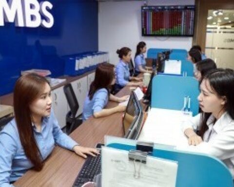 Loạt doanh nghiệp chốt quyền cổ tức, dự kiến chi hàng trăm tỷ đồng