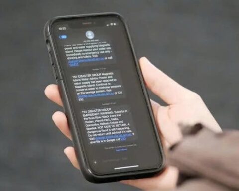 Cơ quan Thuế yêu cầu người dân kiểm tra lại ngay tin nhắn SMS với nội dung sau