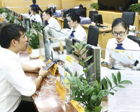 Ngân hàng tăng mua lại trái phiếu để kéo dài kỳ hạn nguồn vốn
